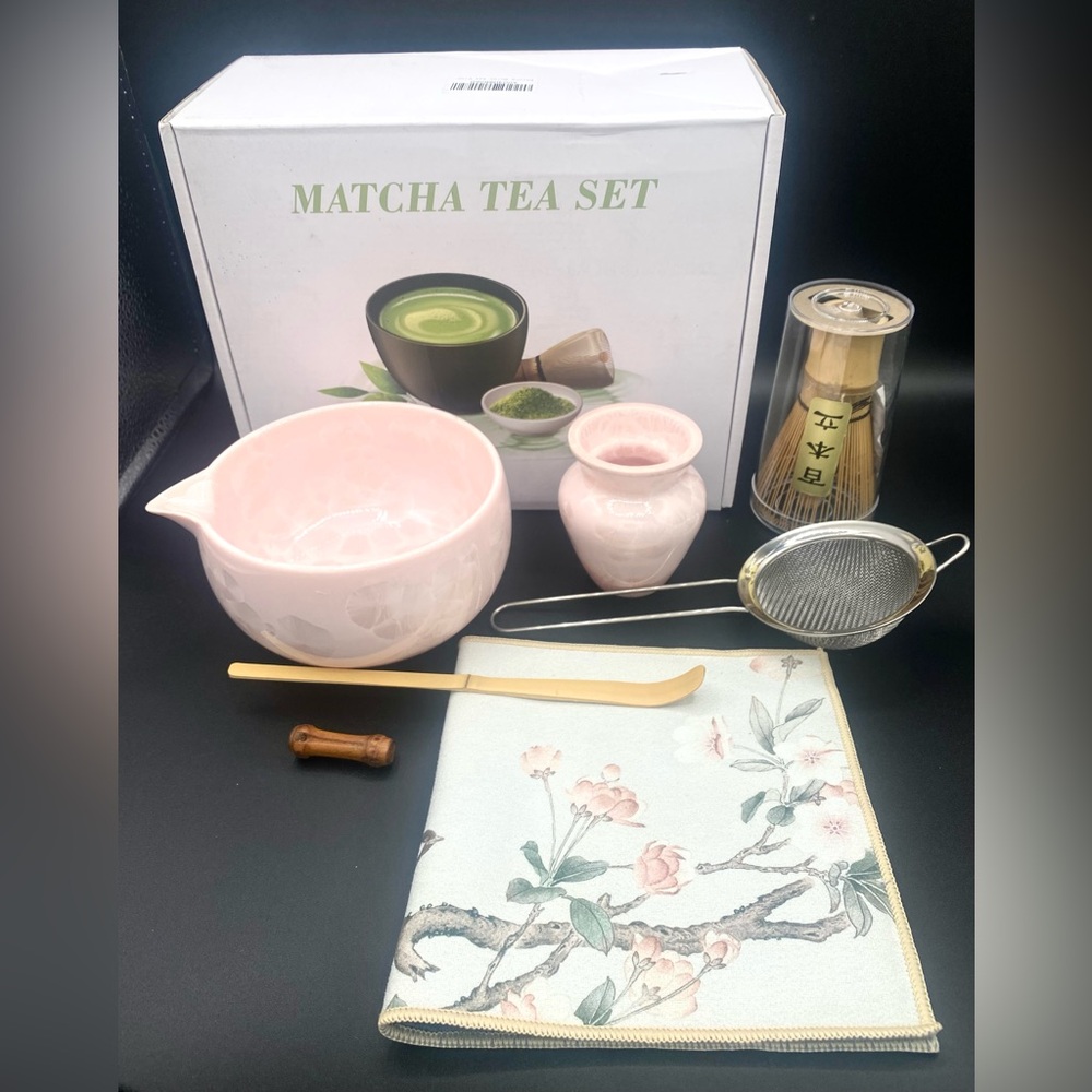 NEW Japanese Matcha Tea Whisk & Bowl Set Made of Premium Pottery Max 550ml Pink